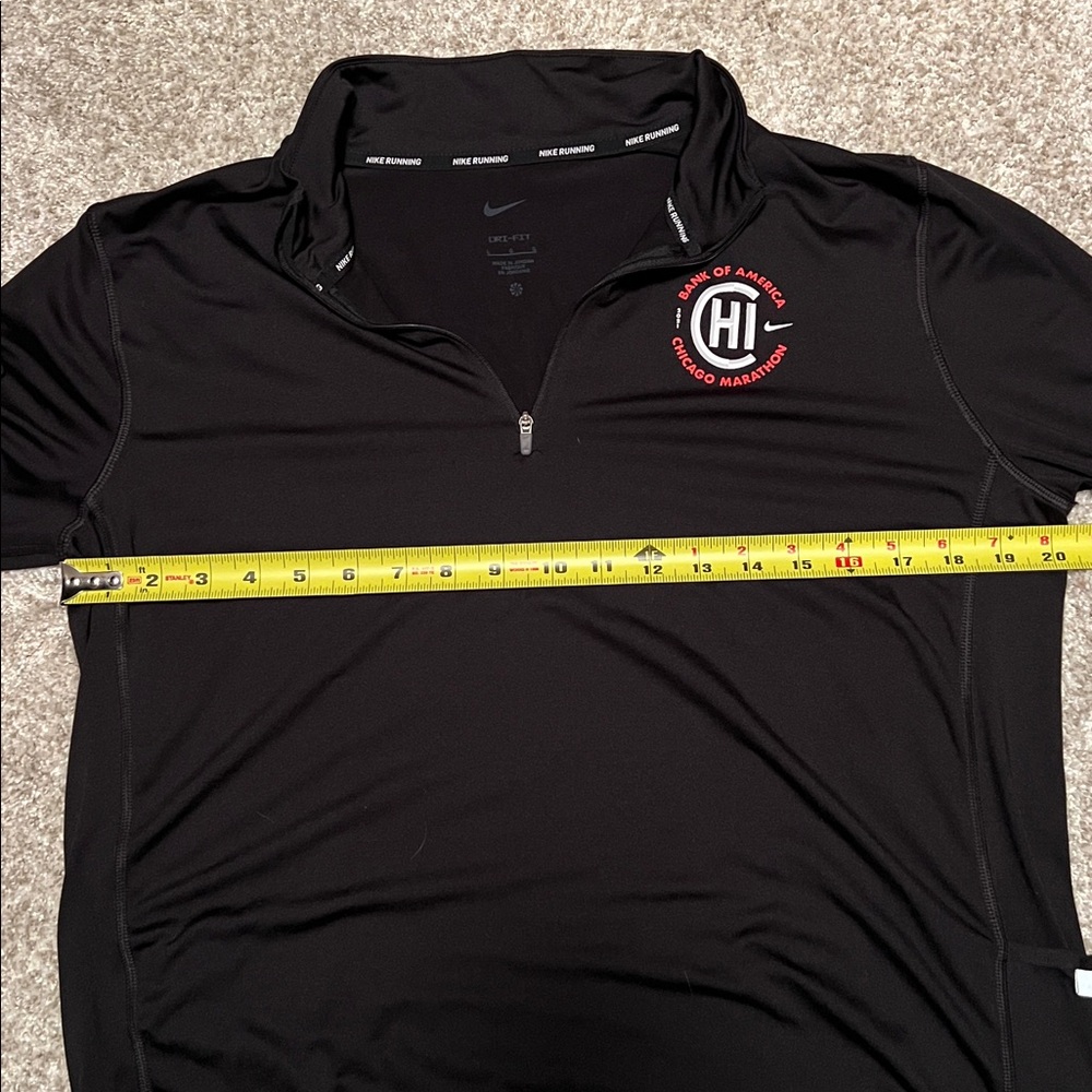 2021 Chicago Marathon Nike Black Quarter Zip - Picture 5 of 5